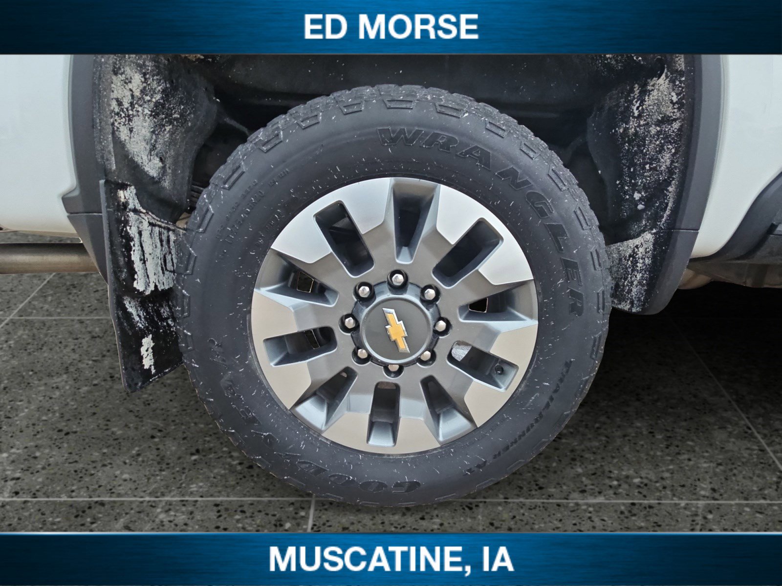 Used 2022 Chevrolet Silverado 2500 Custom w/ Custom Value Package image 11