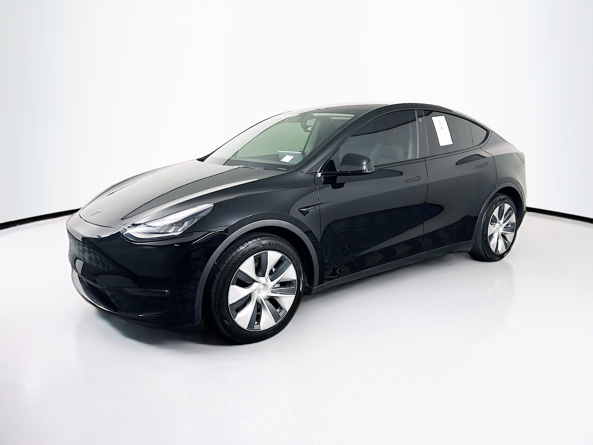 Used 2021 Tesla Model Y Long Range AWD/4WD image 3