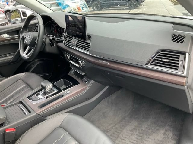Used 2021 Audi Q5 2.0T Premium Plus w/ Premium Plus Package AWD/4WD image 24