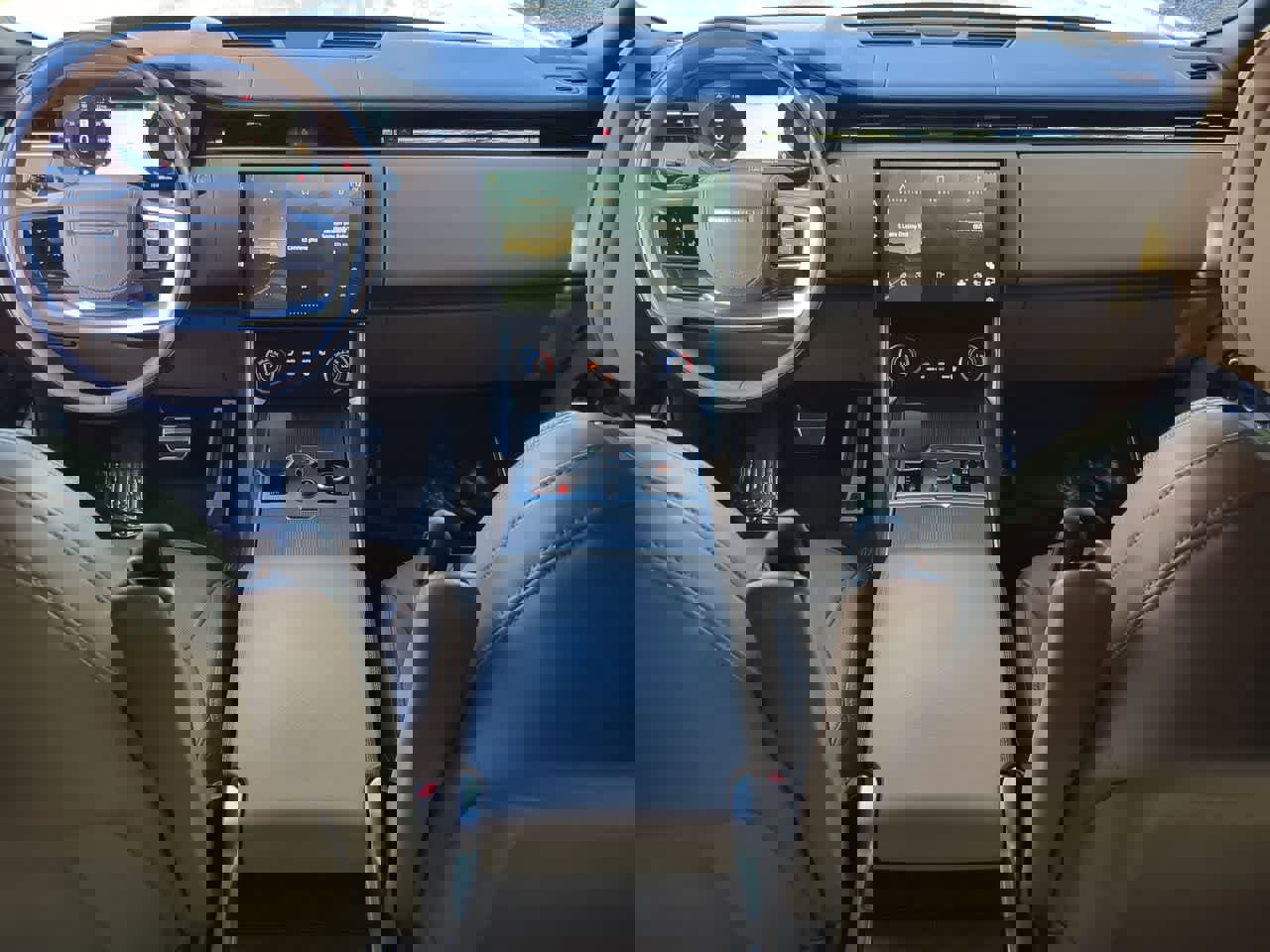 Certified 2023 Land Rover Range Rover Long Wheelbase Autobiography image 15