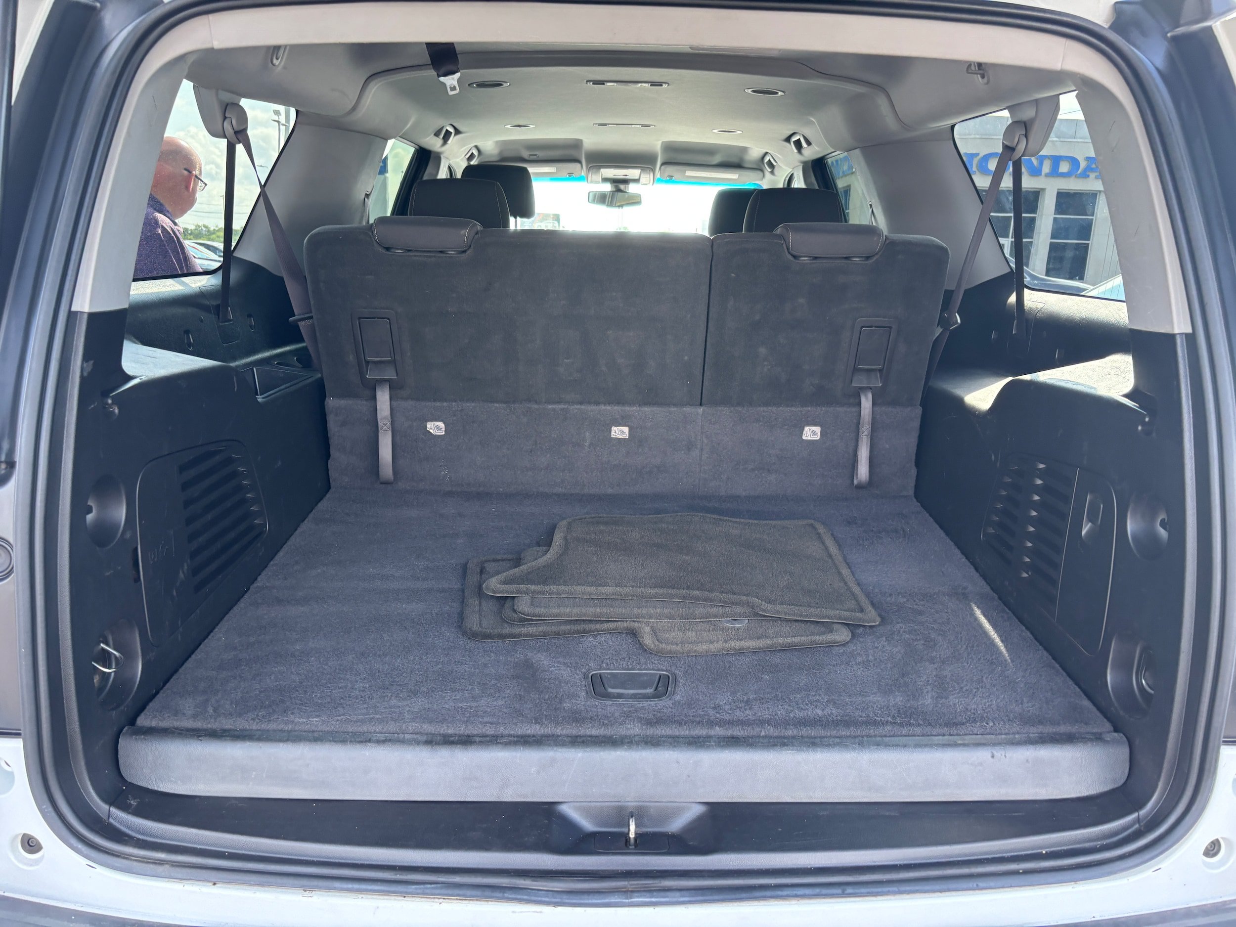 Used 2016 Chevrolet Suburban 3500 LS AWD/4WD image 13