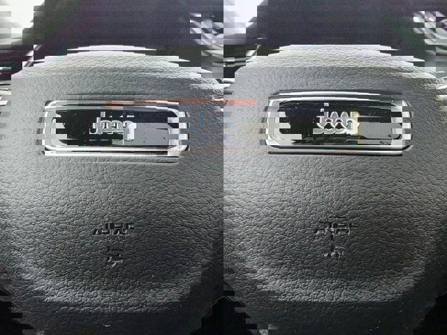 New 2025 Jeep Grand Cherokee L Limited w/ Trailer Tow Package image 18