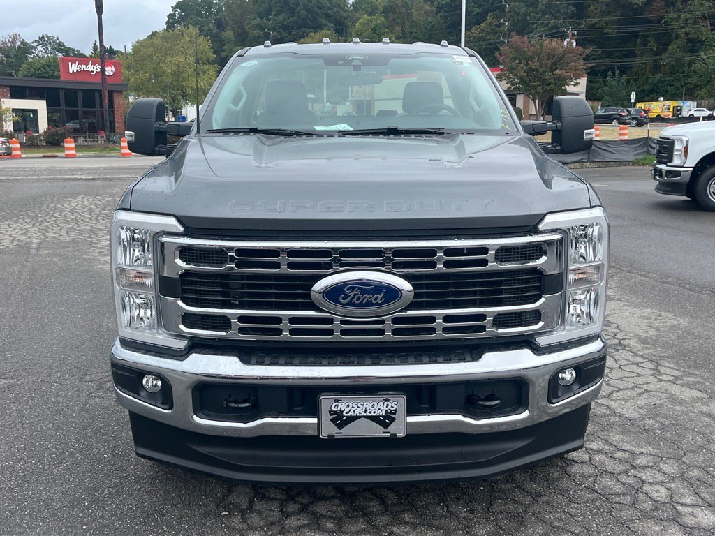 New 2026 Ford F350 XL w/ XL Chrome Package AWD/4WD image 7