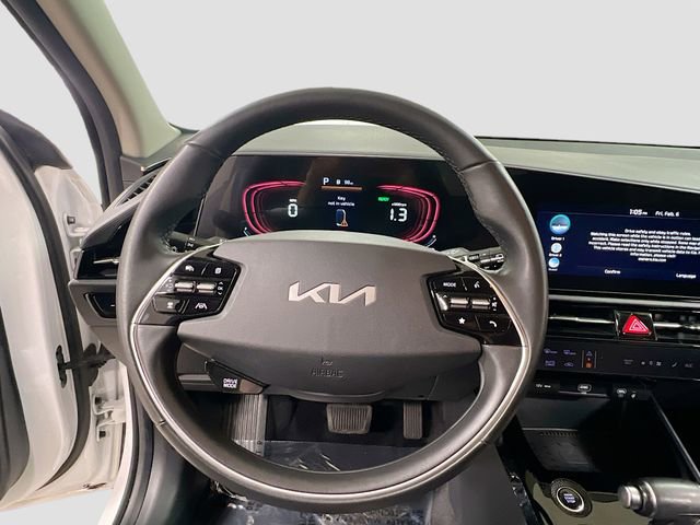 Certified 2023 Kia Niro EX image 11