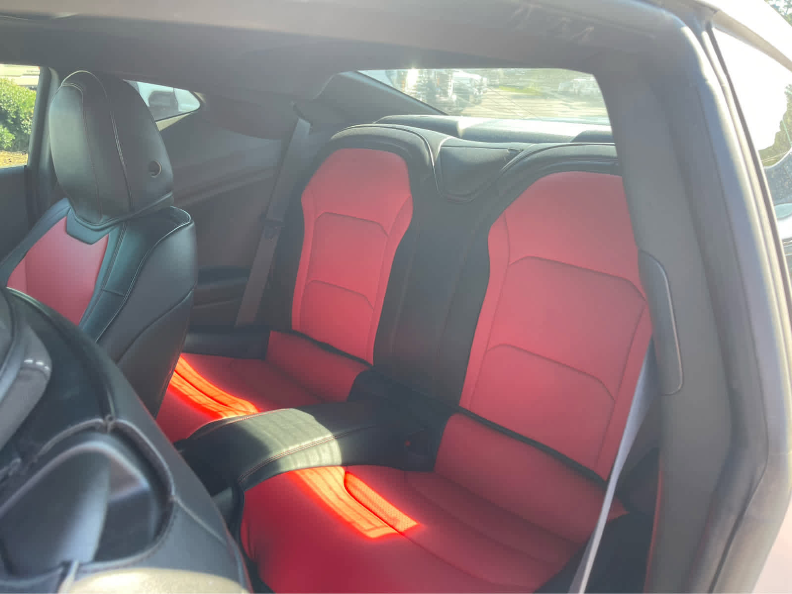 Used 2019 Chevrolet Camaro SS w/ Black Appearance Package RWD image 19