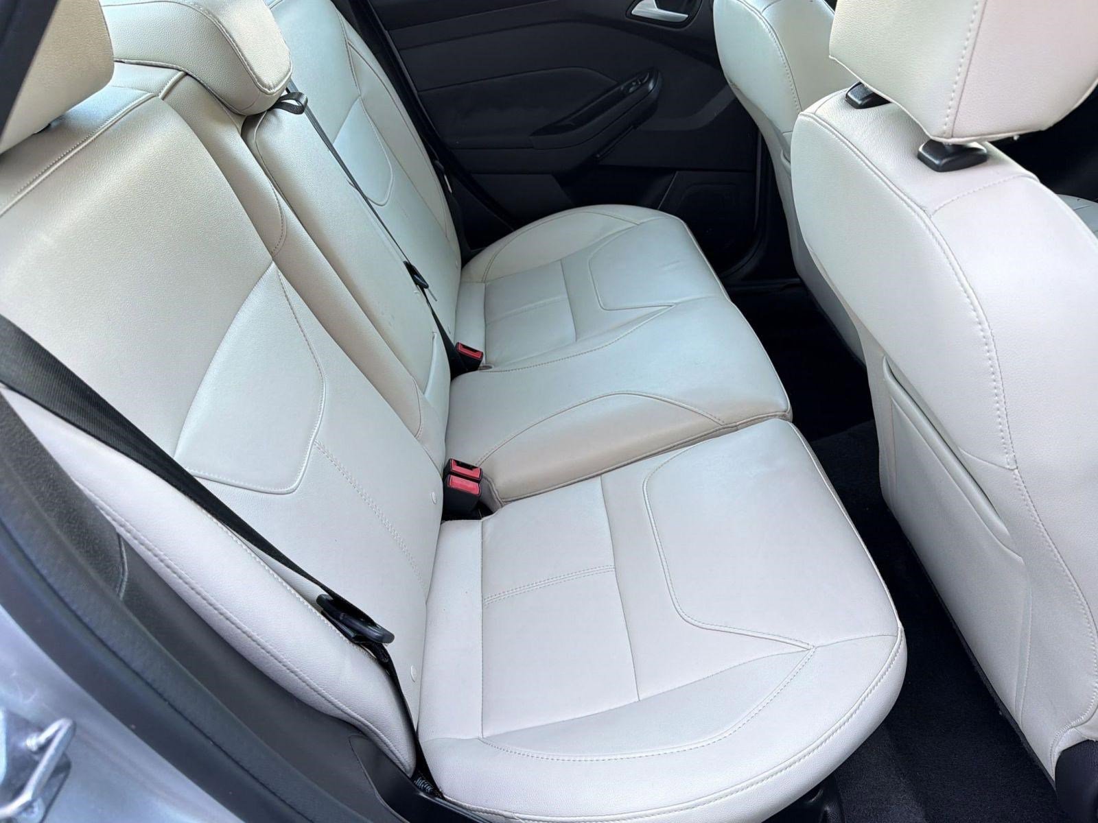 Used 2018 Ford Focus Titanium FWD image 26