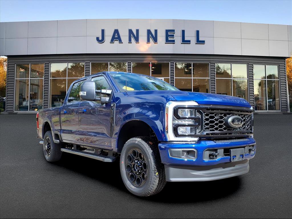 New 2026 Ford F250 XLT w/ XLT Premium Package image 3