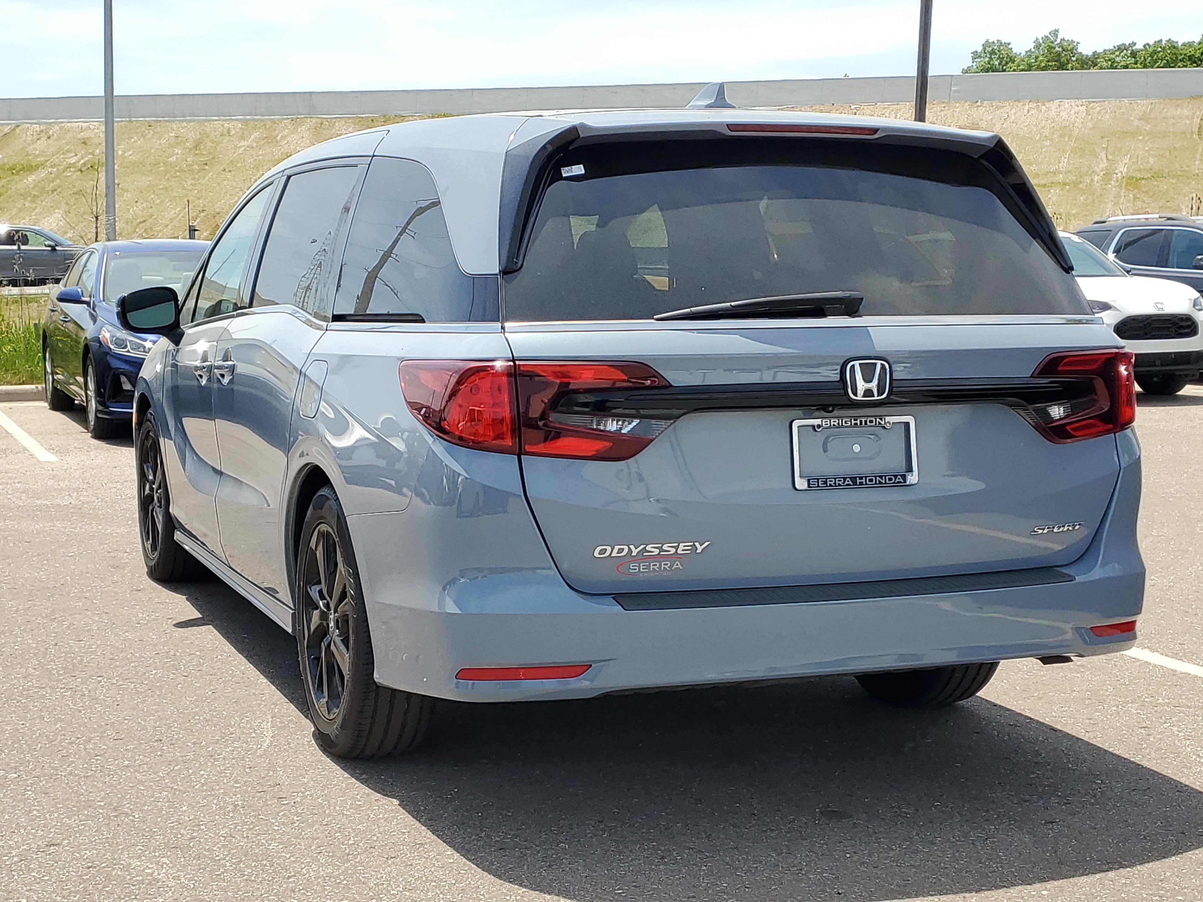 Certified 2023 Honda Odyssey Sport image 2