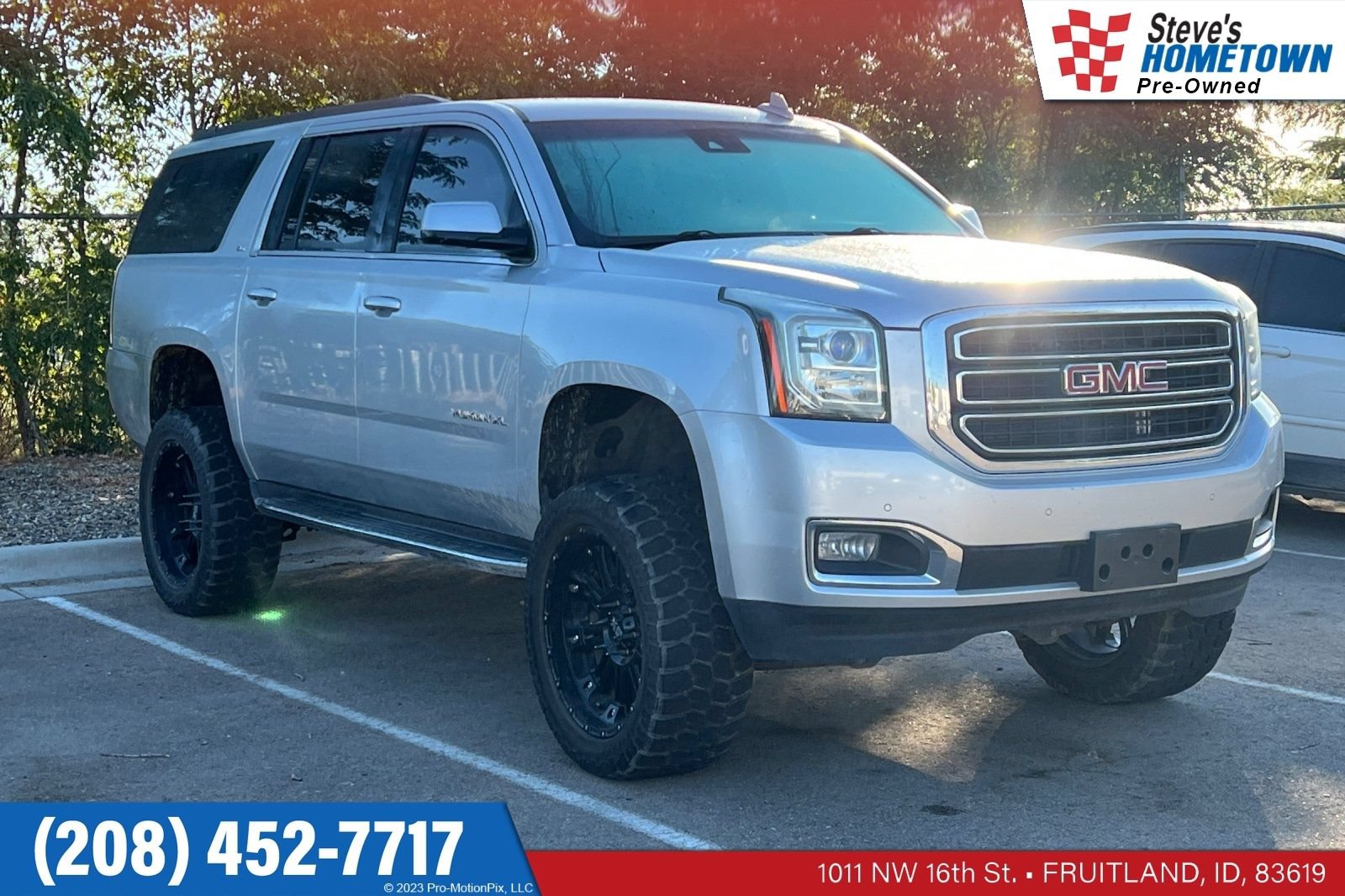 Used 2017 GMC Yukon XL SLT