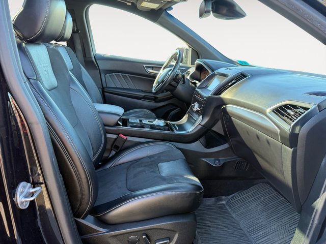 Used 2019 Ford Edge ST w/ Equipment Group 401A AWD/4WD image 17