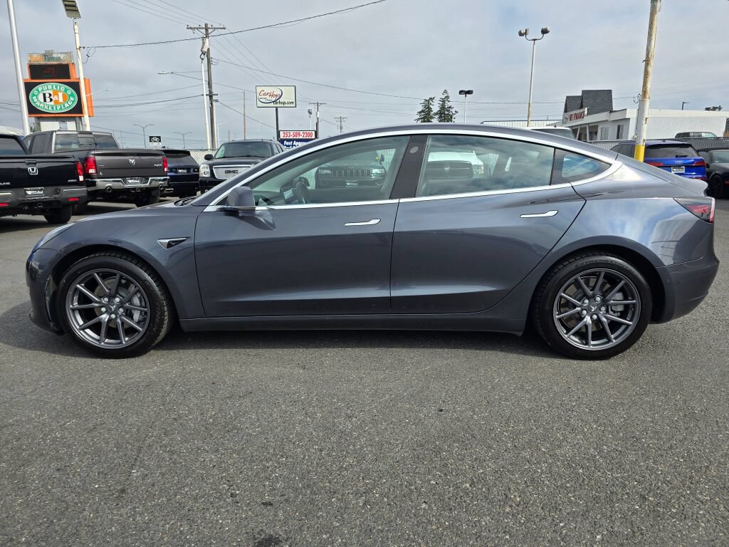 Used 2018 Tesla Model 3 Long Range RWD image 9