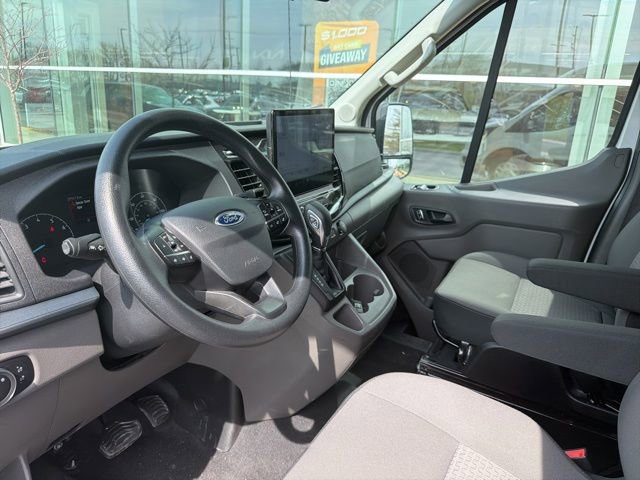 Used 2024 Ford Transit 350 XLT image 5