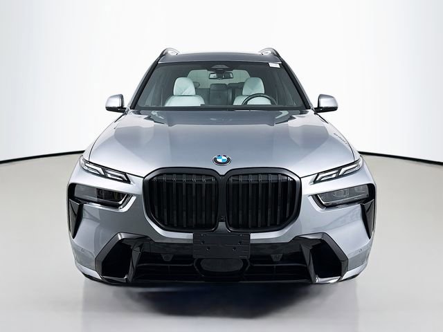 Used 2024 BMW X7 xDrive40i w/ M Sport Package image 2