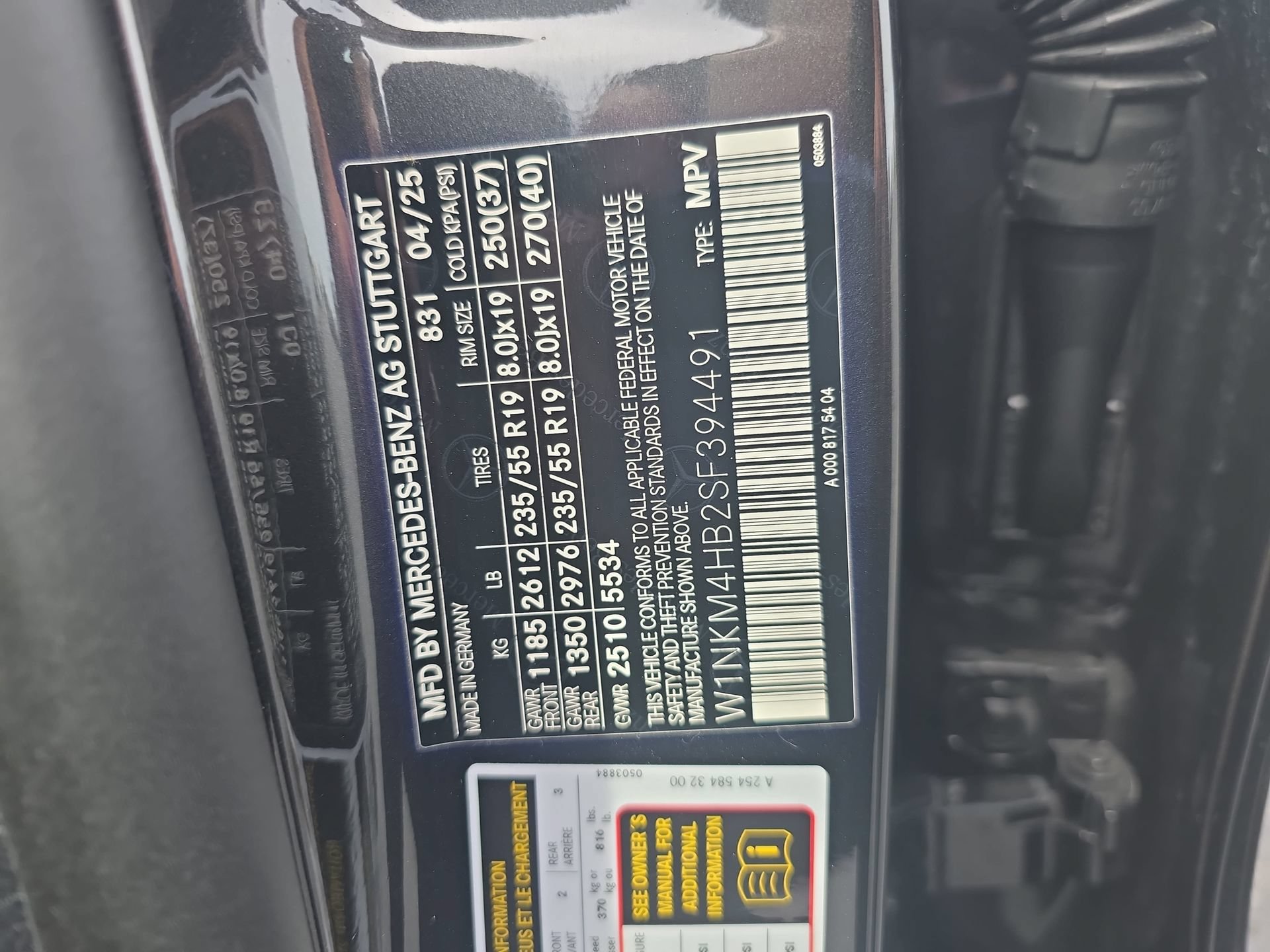 Used 2025 Mercedes-Benz GLC 300 4MATIC image 34