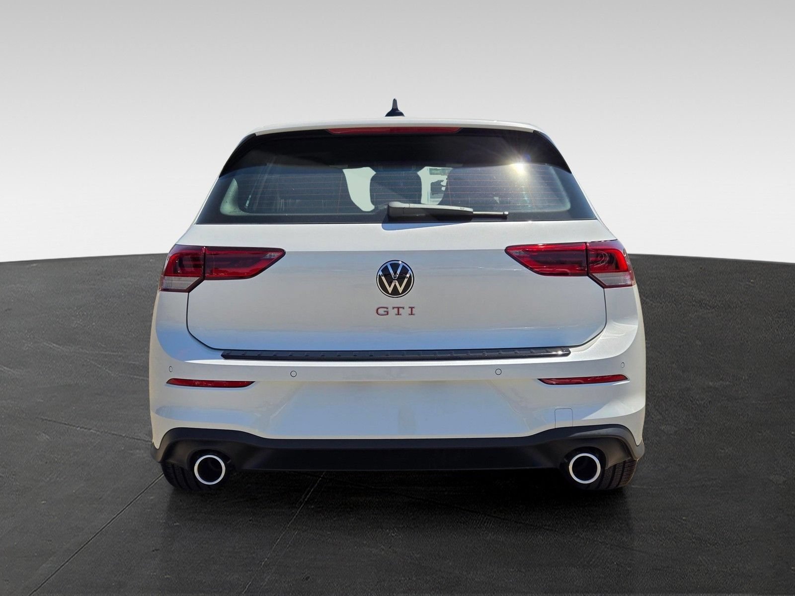 New 2026 Volkswagen GTI SE FWD image 6
