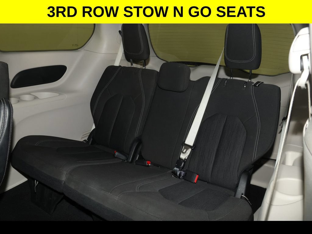 Used 2023 Chrysler Voyager LX FWD image 11