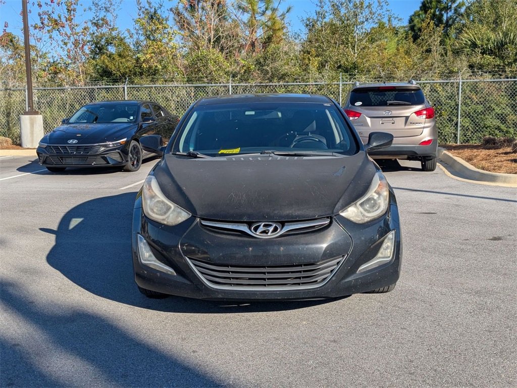 Used 2015 Hyundai Elantra SE w/ Option Group 03 image 2