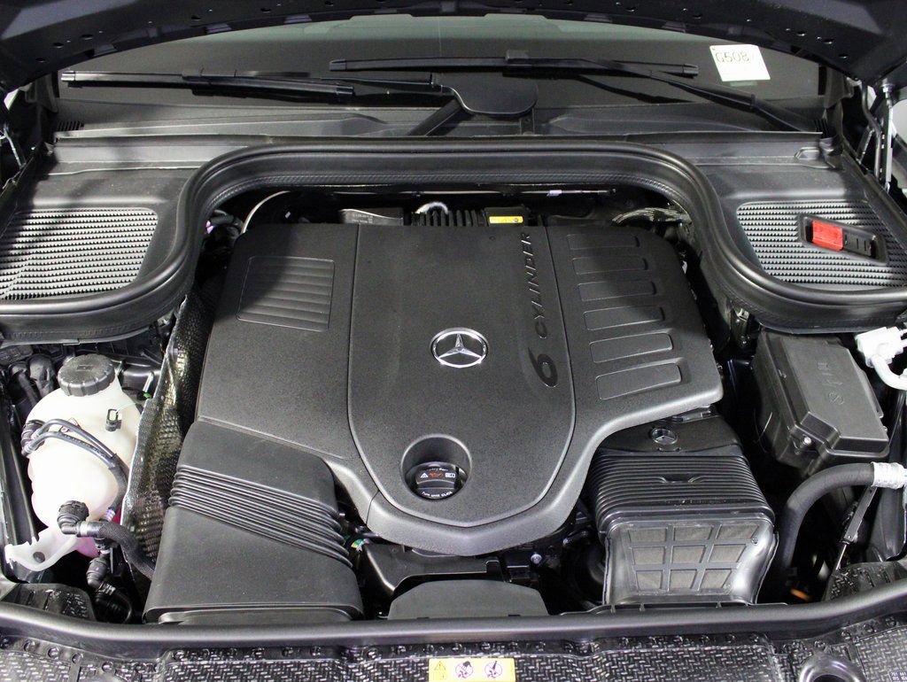 Certified 2026 Mercedes-Benz GLS 450 4MATIC image 36