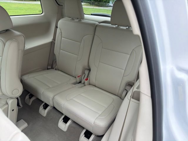 Used 2023 GMC Acadia Denali AWD/4WD image 16