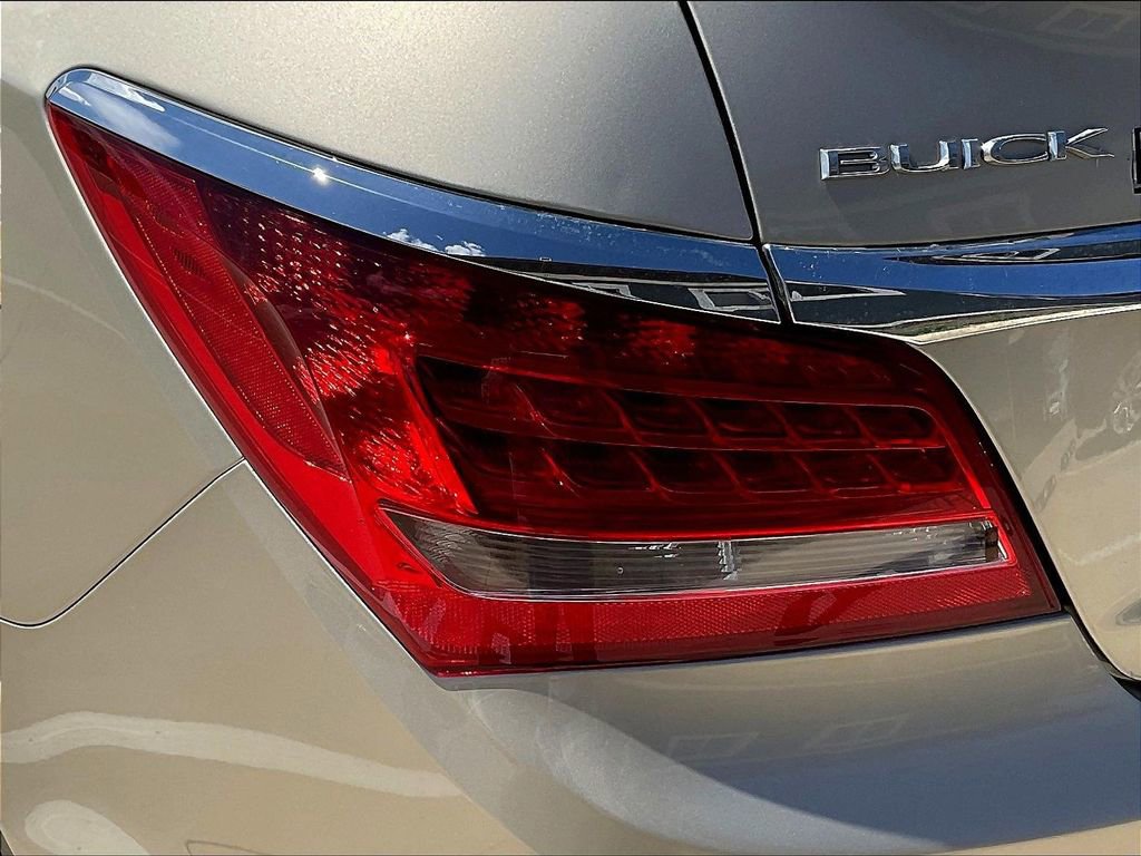 Used 2014 Buick LaCrosse Leather FWD image 21