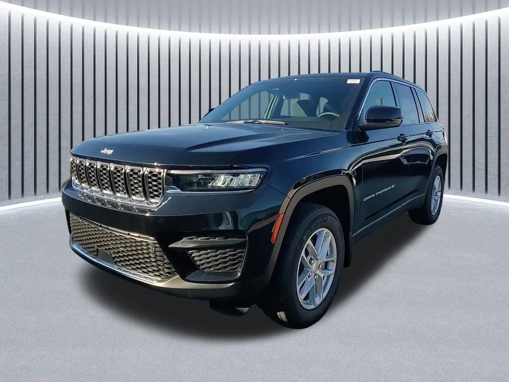 New 2025 Jeep Grand Cherokee Laredo X w/ Luxury Tech Group I AWD/4WD image 7