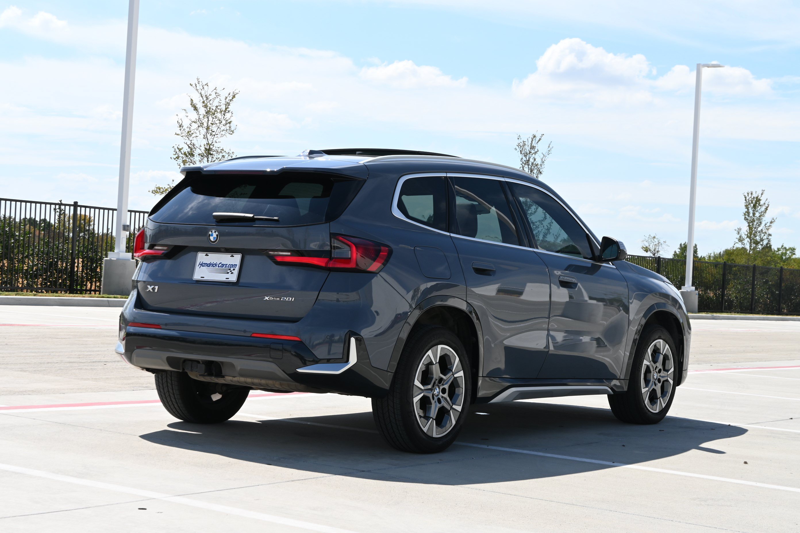 Certified 2023 BMW X1 xDrive28i w/ Premium Package AWD/4WD image 9