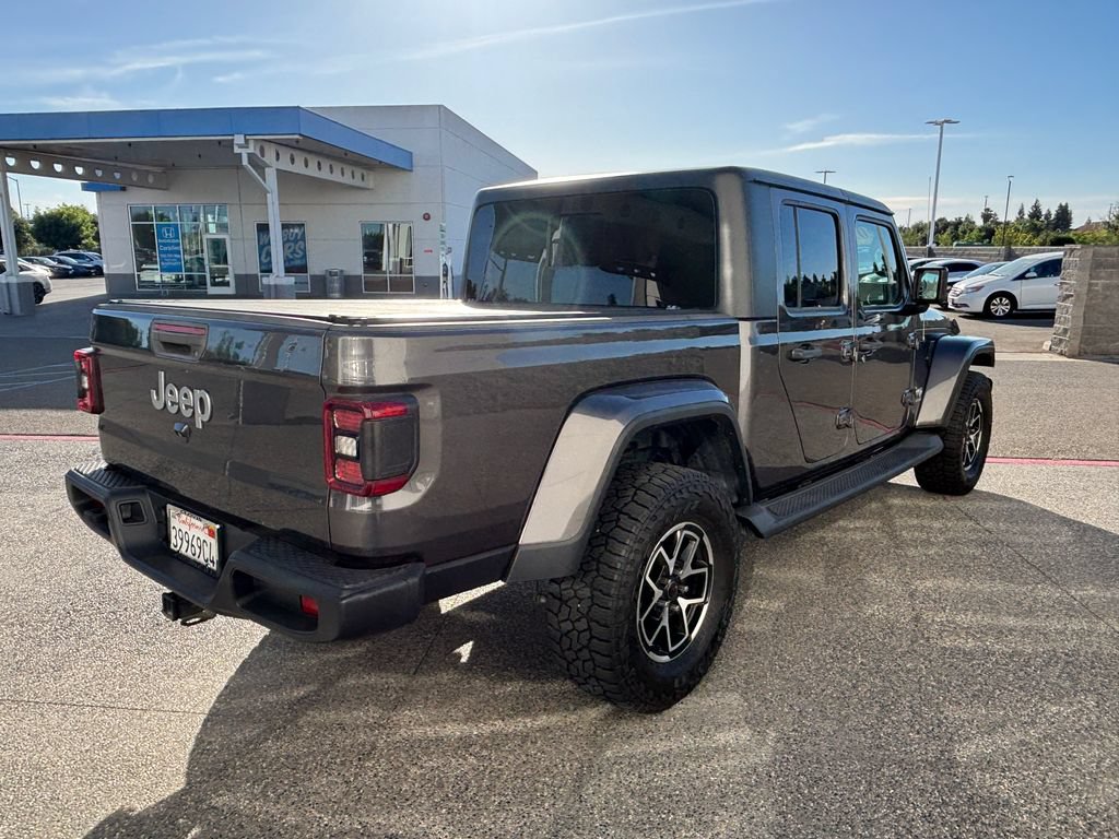 Used 2020 Jeep Gladiator Overland AWD/4WD image 5