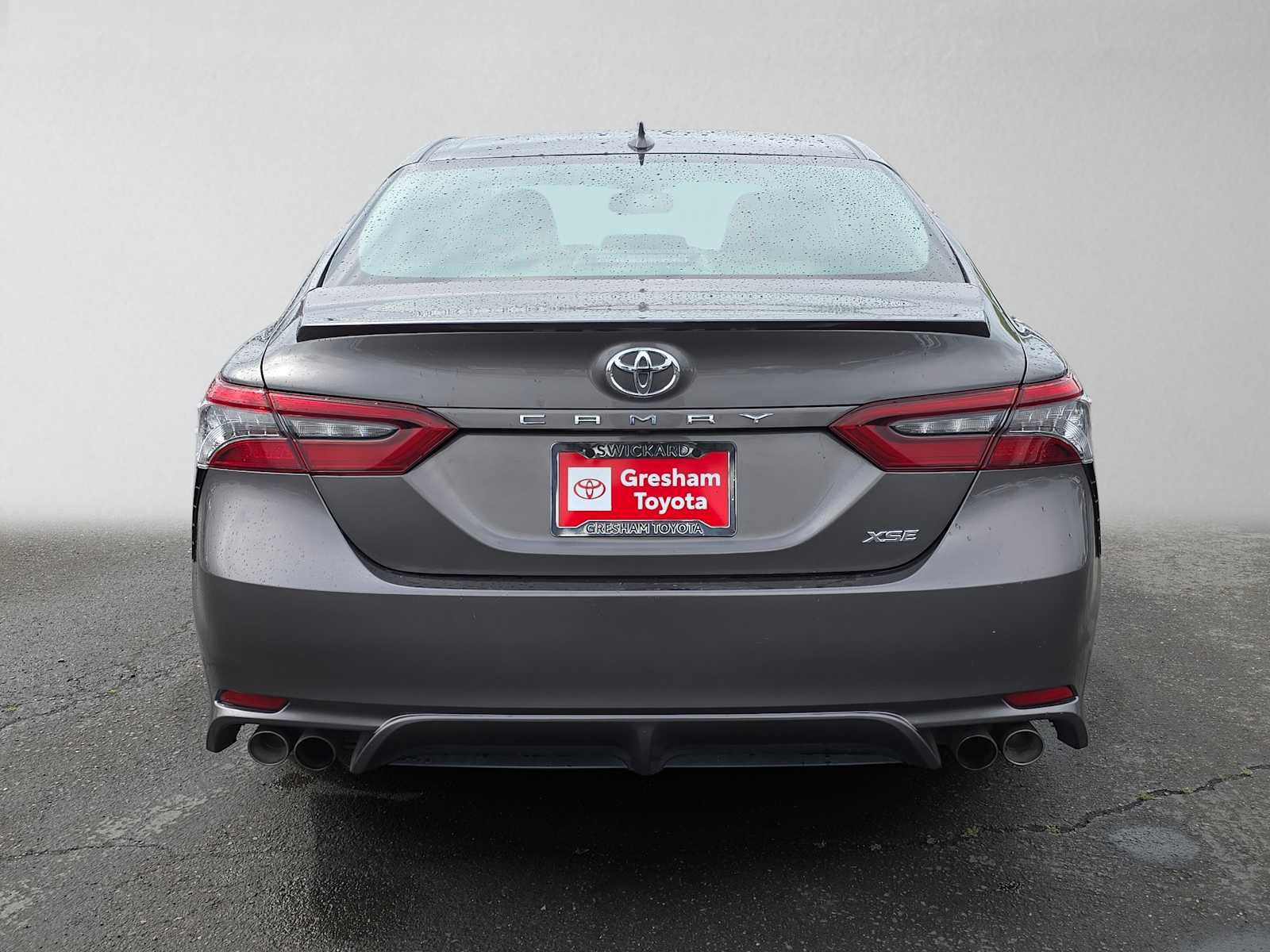Used 2024 Toyota Camry XSE FWD image 5