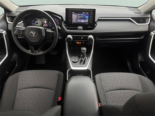 Used 2020 Toyota RAV4 XLE image 8