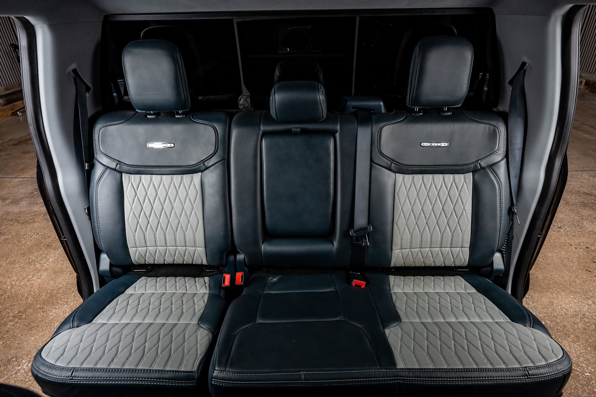 Used 2024 Ford F250 Limited image 35