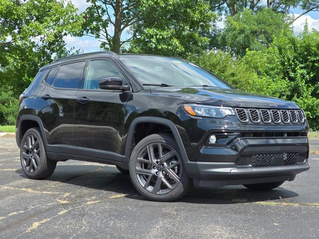 New 2026 Jeep Compass Limited w/ Sun, Sound & Navigation Group AWD/4WD image 2