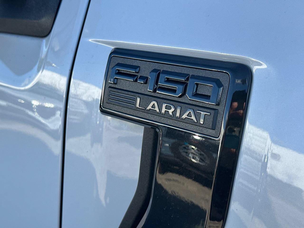 New 2025 Ford F150 Lariat w/ Equipment Group 502A High AWD/4WD image 14
