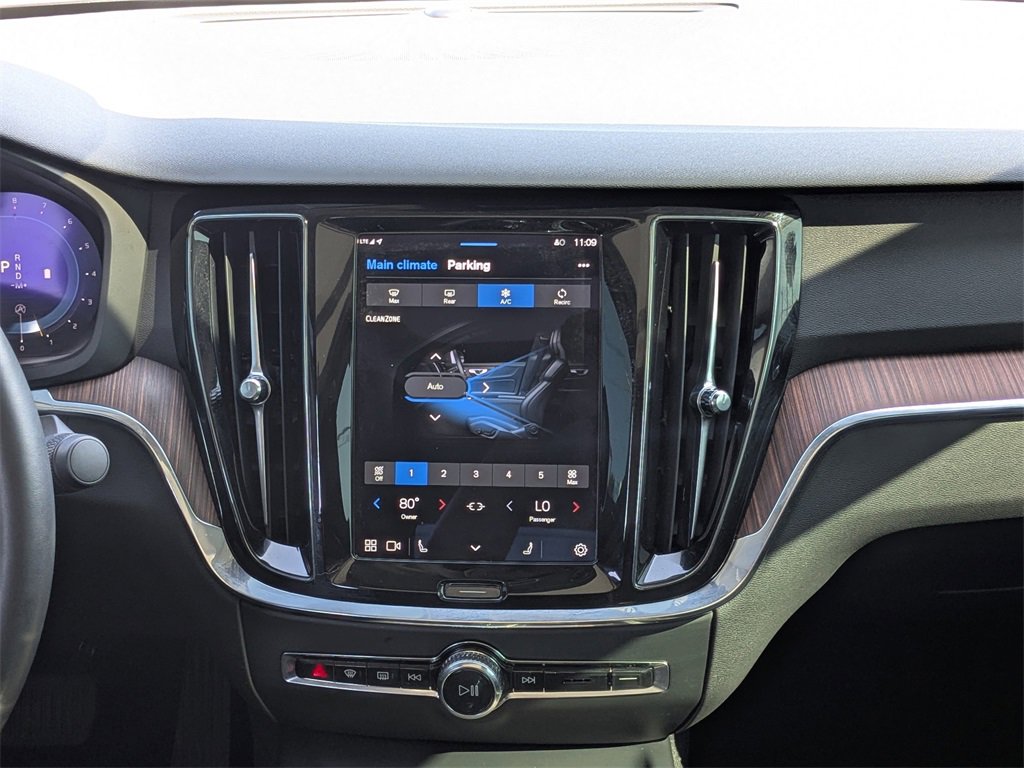 Used 2024 Volvo S60 B5 Plus image 18