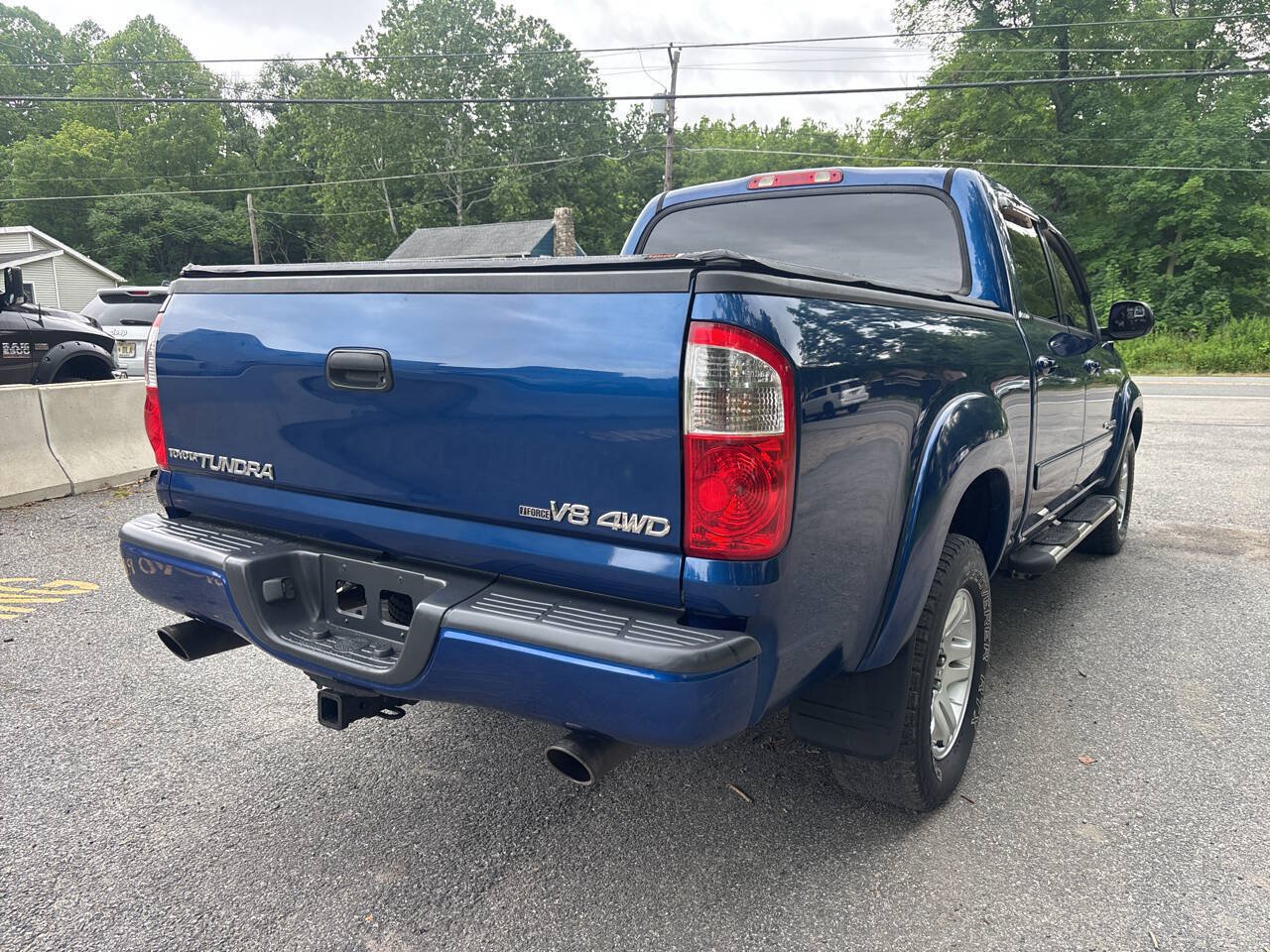 Used 2005 Toyota Tundra Limited w/ All Weather Guard Pkg AWD/4WD image 13