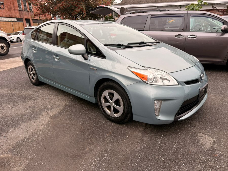 Used 2014 Toyota Prius Three FWD image 5