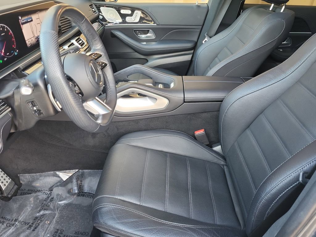 Used 2024 Mercedes-Benz GLS 450 4MATIC image 12