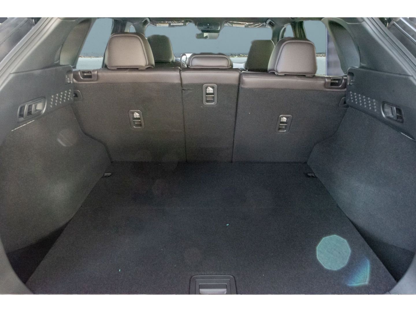Used 2025 MAZDA CX-5 Signature image 13