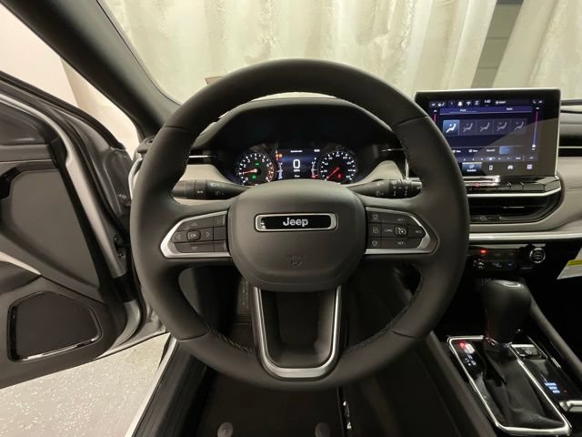 New 2026 Jeep Compass Limited AWD/4WD image 11