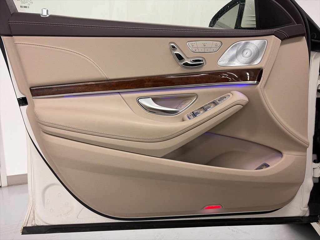 Used 2017 Mercedes-Benz S 550 4MATIC Sedan image 13