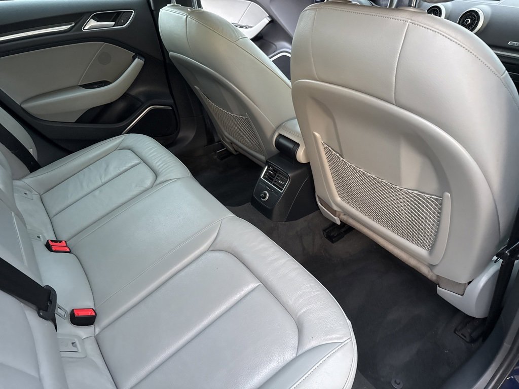 Used 2017 Audi A3 e-tron Prestige image 23