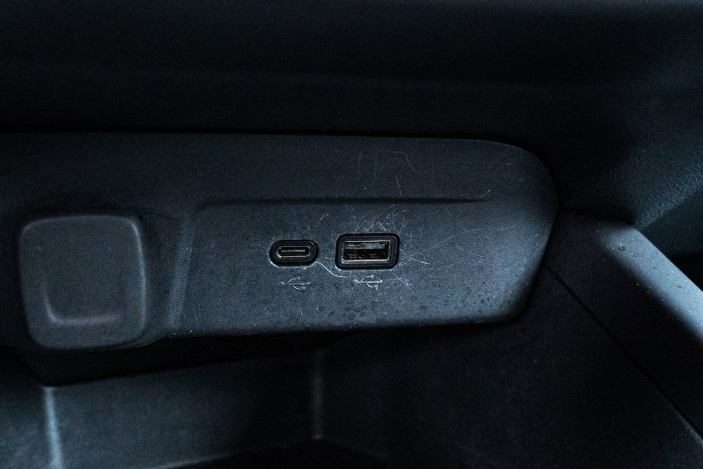 Used 2024 Chevrolet Trax RS w/ Sunroof Package image 26