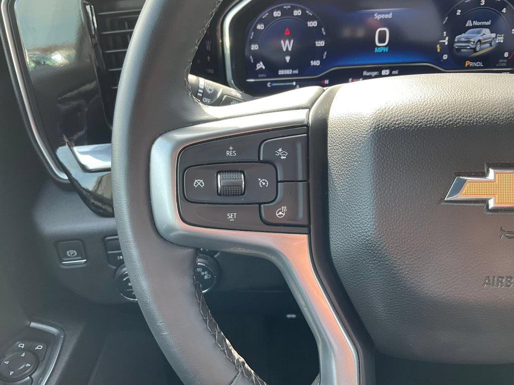Used 2023 Chevrolet Silverado 1500 LT w/ Protection Package AWD/4WD image 5
