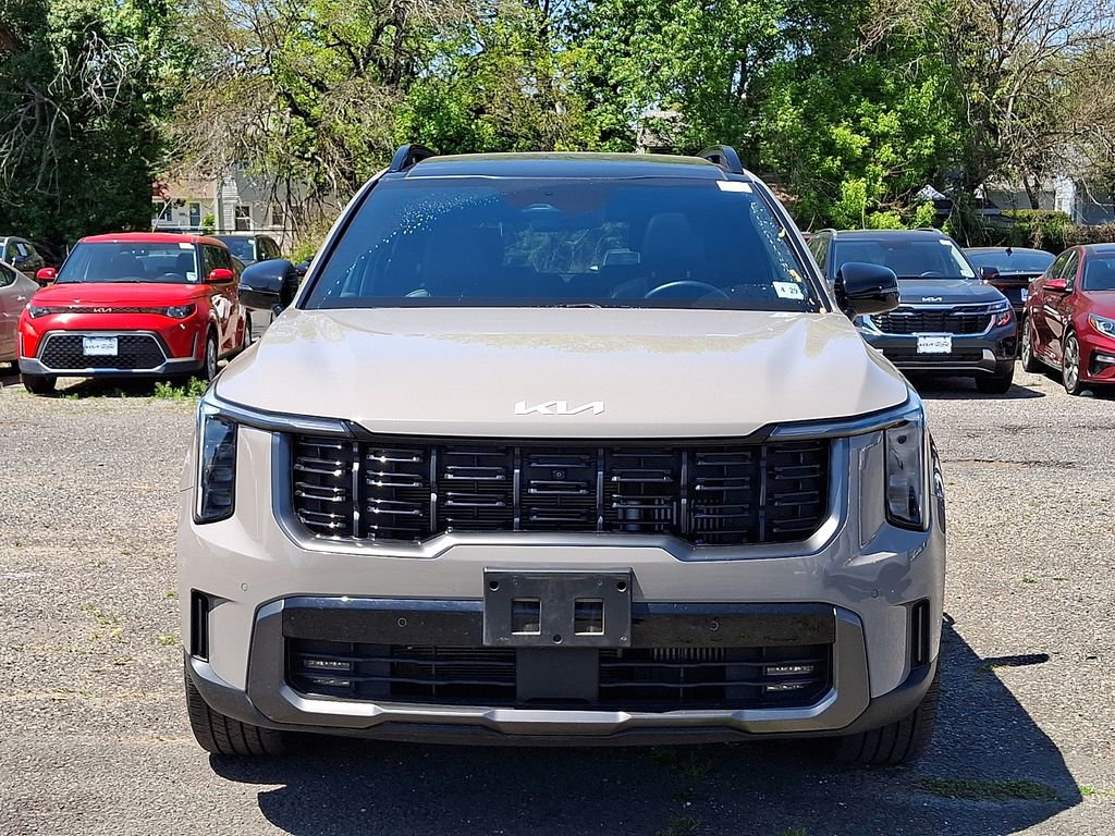 Certified 2024 Kia Sorento SX Prestige AWD/4WD image 2
