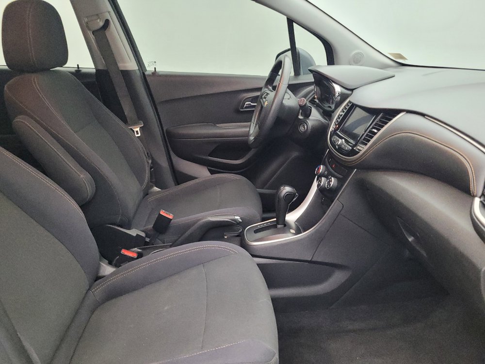Used 2020 Chevrolet Trax LS w/ Tint and Cruise Package FWD image 21
