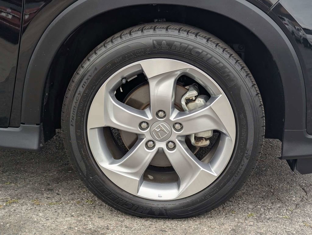 Used 2021 Honda HR-V LX image 12