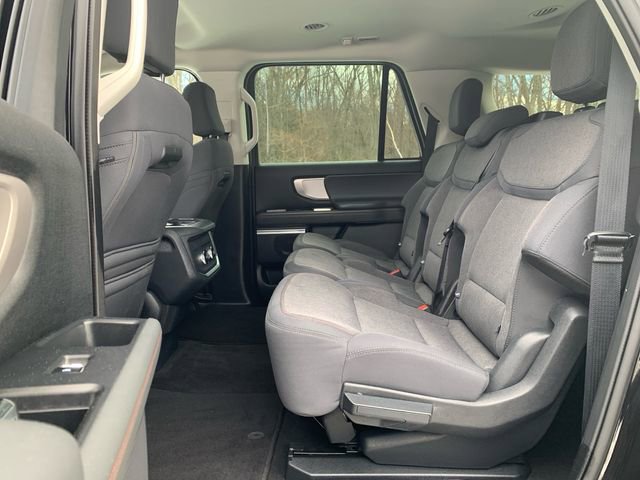 Used 2025 Ford Expedition Max Active image 18