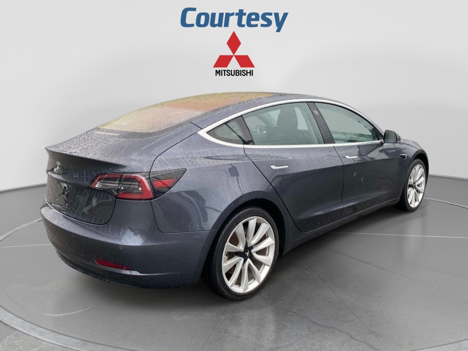 Used 2018 Tesla Model 3 Long Range RWD image 5