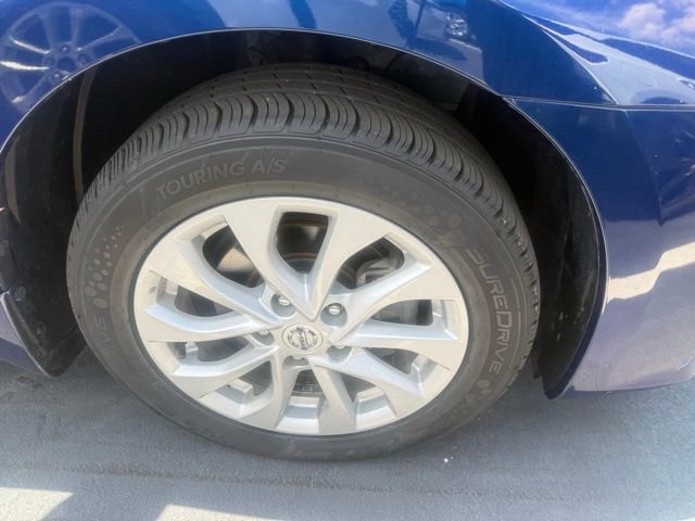 Used 2019 Nissan Sentra SV FWD image 4