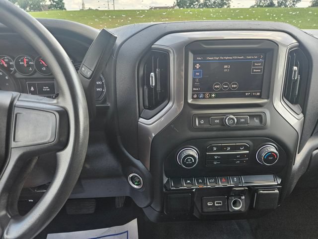 Used 2023 Chevrolet Silverado 1500 Custom w/ LPO, Dark Essentials Package AWD/4WD image 17