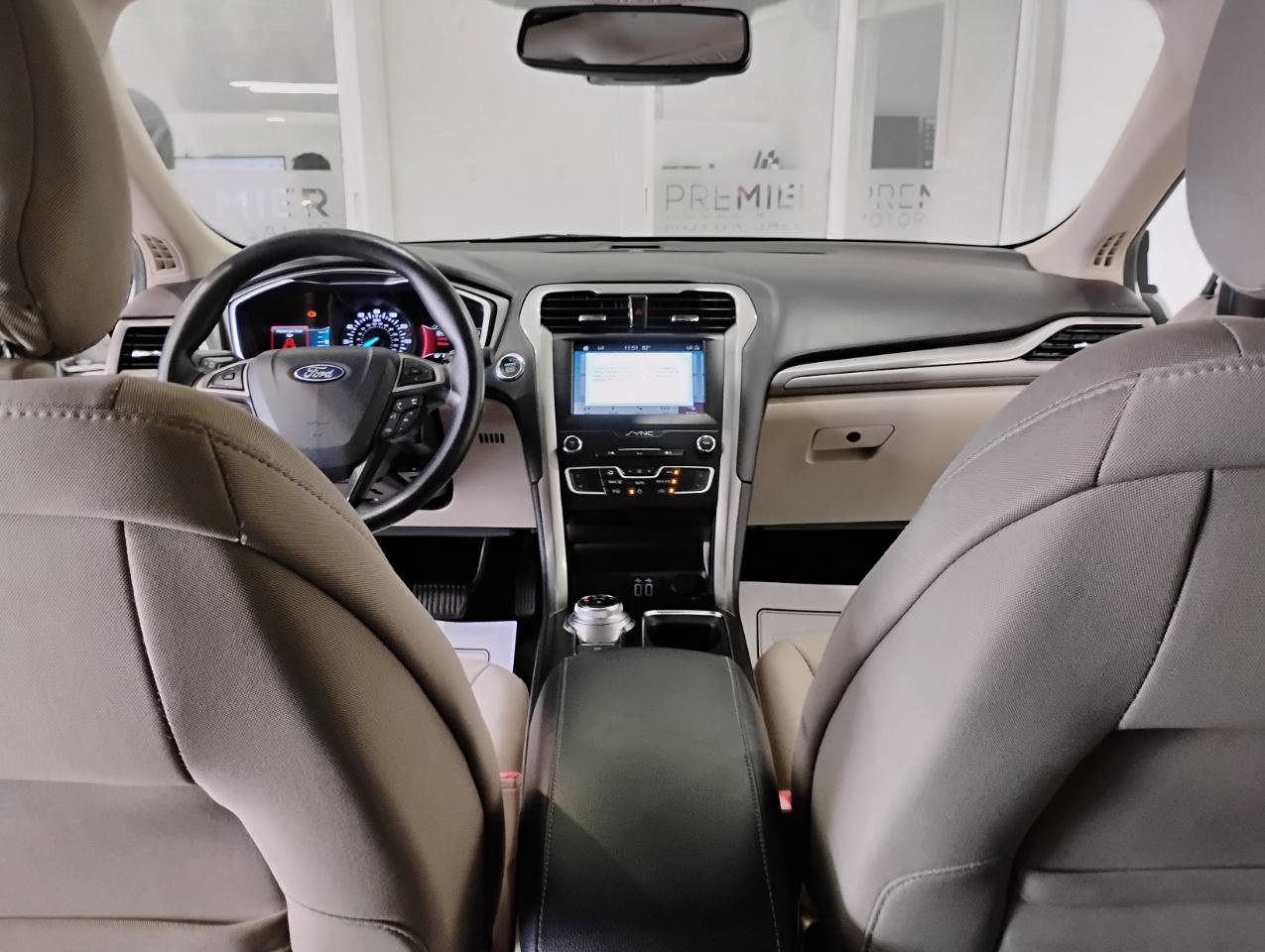 Used 2019 Ford Fusion SE image 63